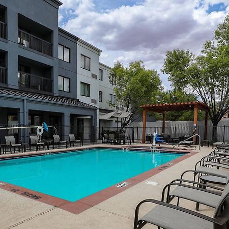 Courtyard El Paso Airport Hotel Kültér fotó